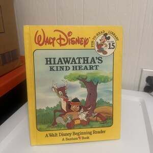 Hiawatha's Kind Heart (Walt Disney Fun to Read Library, Vol. 15) 1986 Hardcover